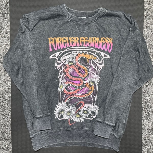 No Boundaries Forever Fearless Snake Sweatshirt Size S (4-6) Gray