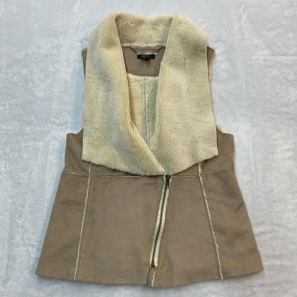 Cupio Faux Suede Vest Size S Tan Sherpa Lined Full Zip Draped Collar