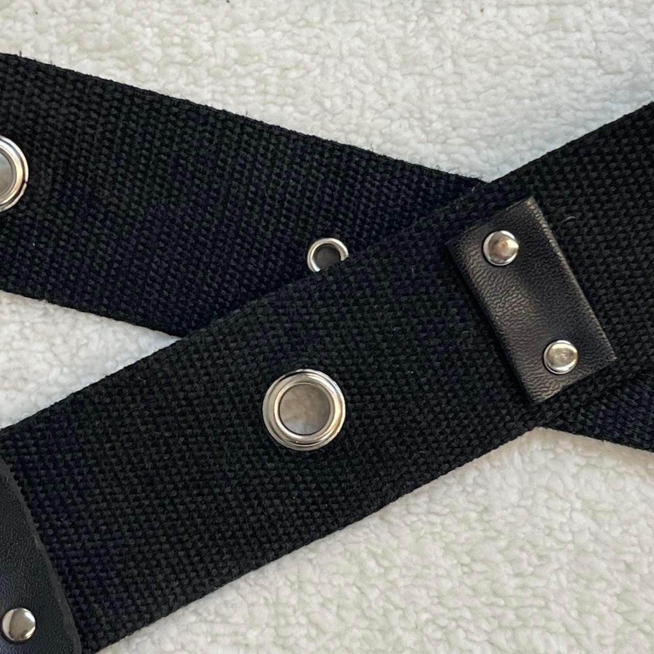 Unbranded Black Canvas Grommet Belt Silver Tone Hardware 4