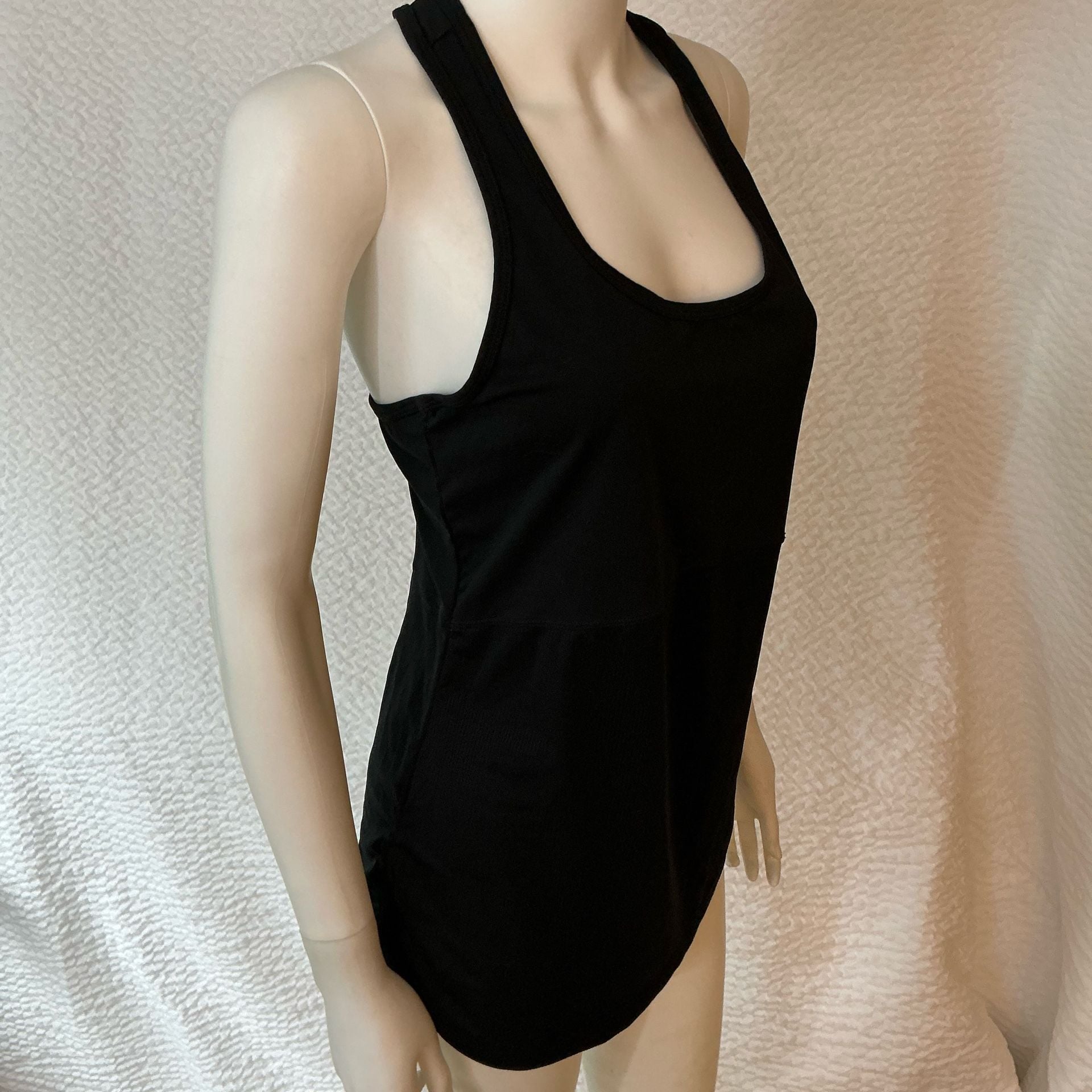 Fabletics Activewear Tank Top Black Racerback 7