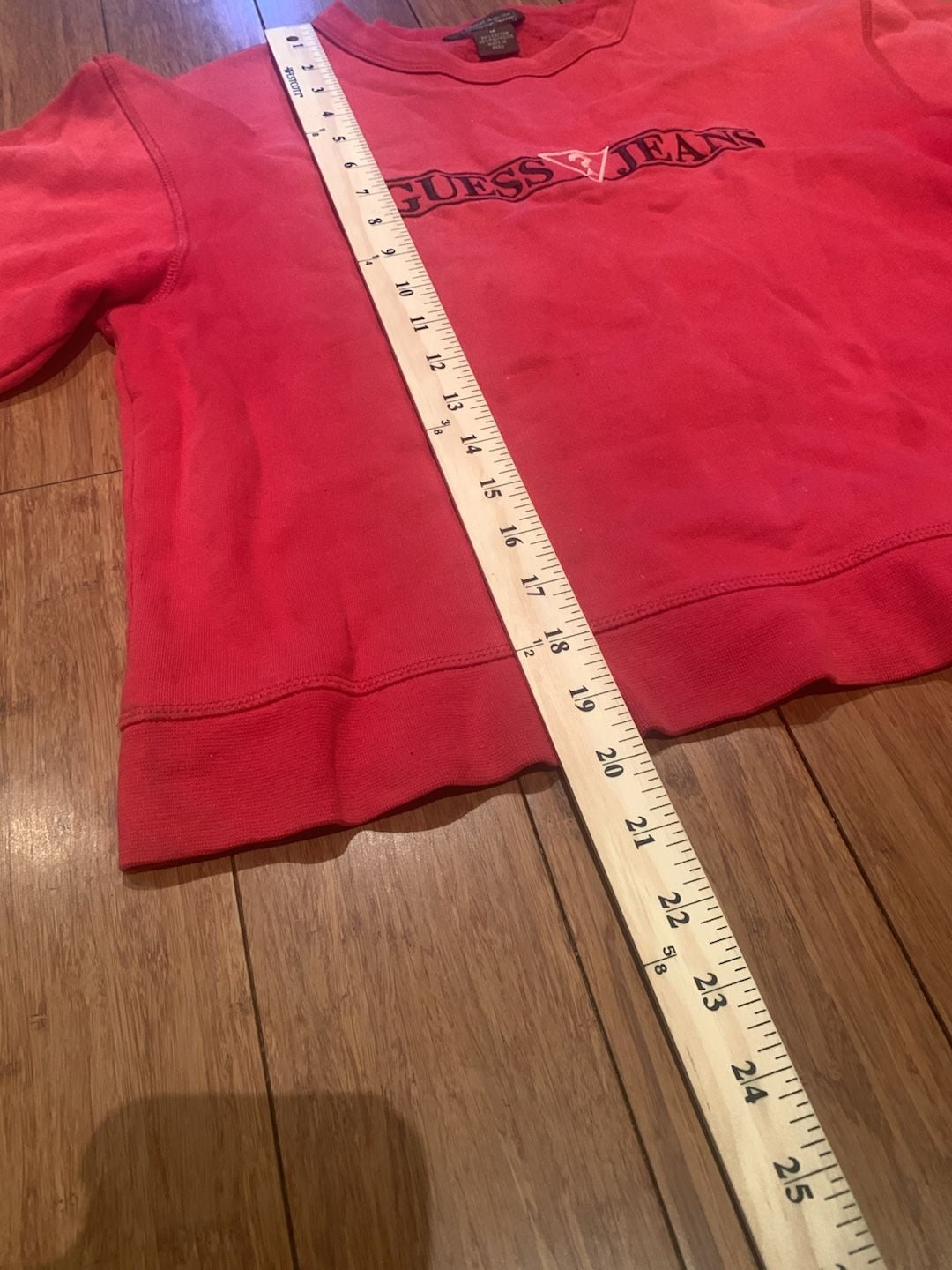 Guess Jeans USA Sweatshirt Size M Red Crewneck Logo Pullover Vintage 4