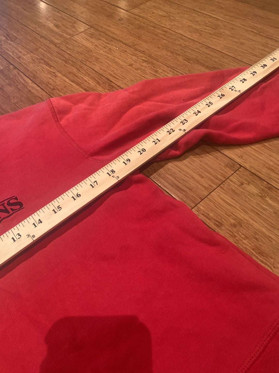 Guess Jeans USA Sweatshirt Size M Red Crewneck Logo Pullover Vintage 5