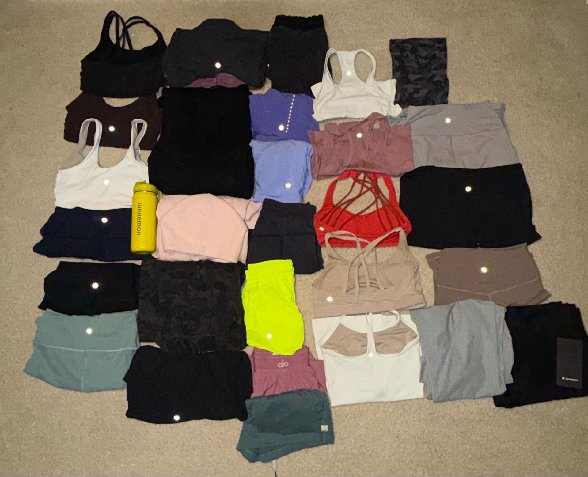 30 Piece Lululemon/ALO/Vuori Yoga Athletic Clothing Lot SIZE S/XS (0-6) SOLD AS LOT 1