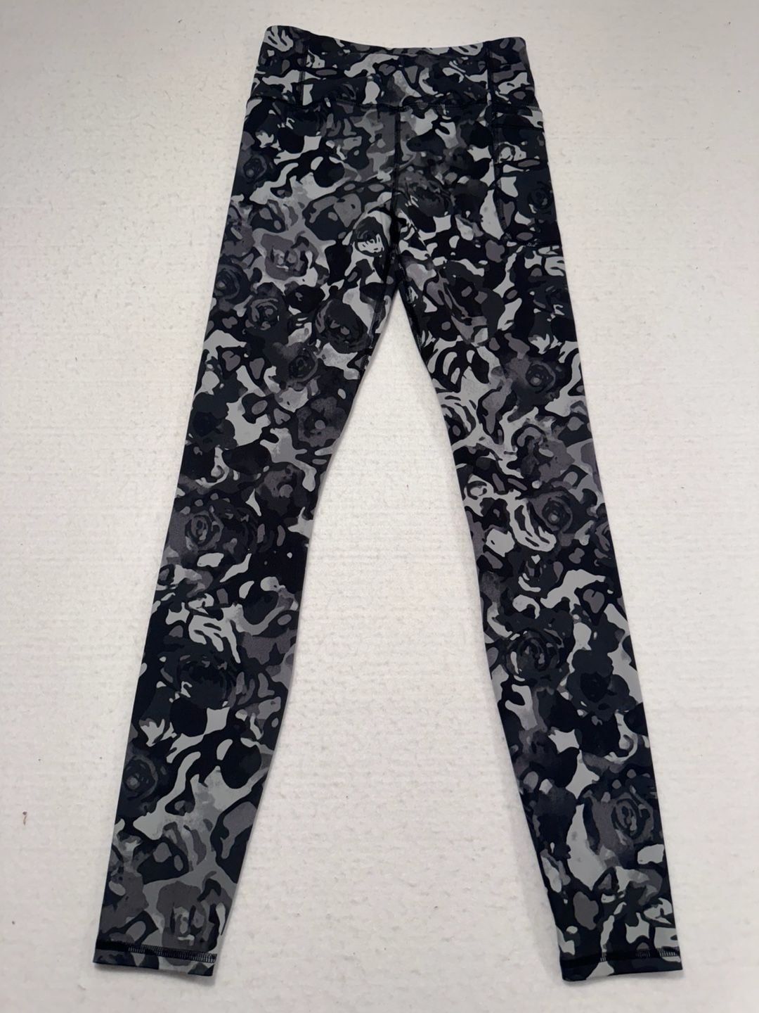 Under Armour Motion Printed Leggings Size M Black Camo 5