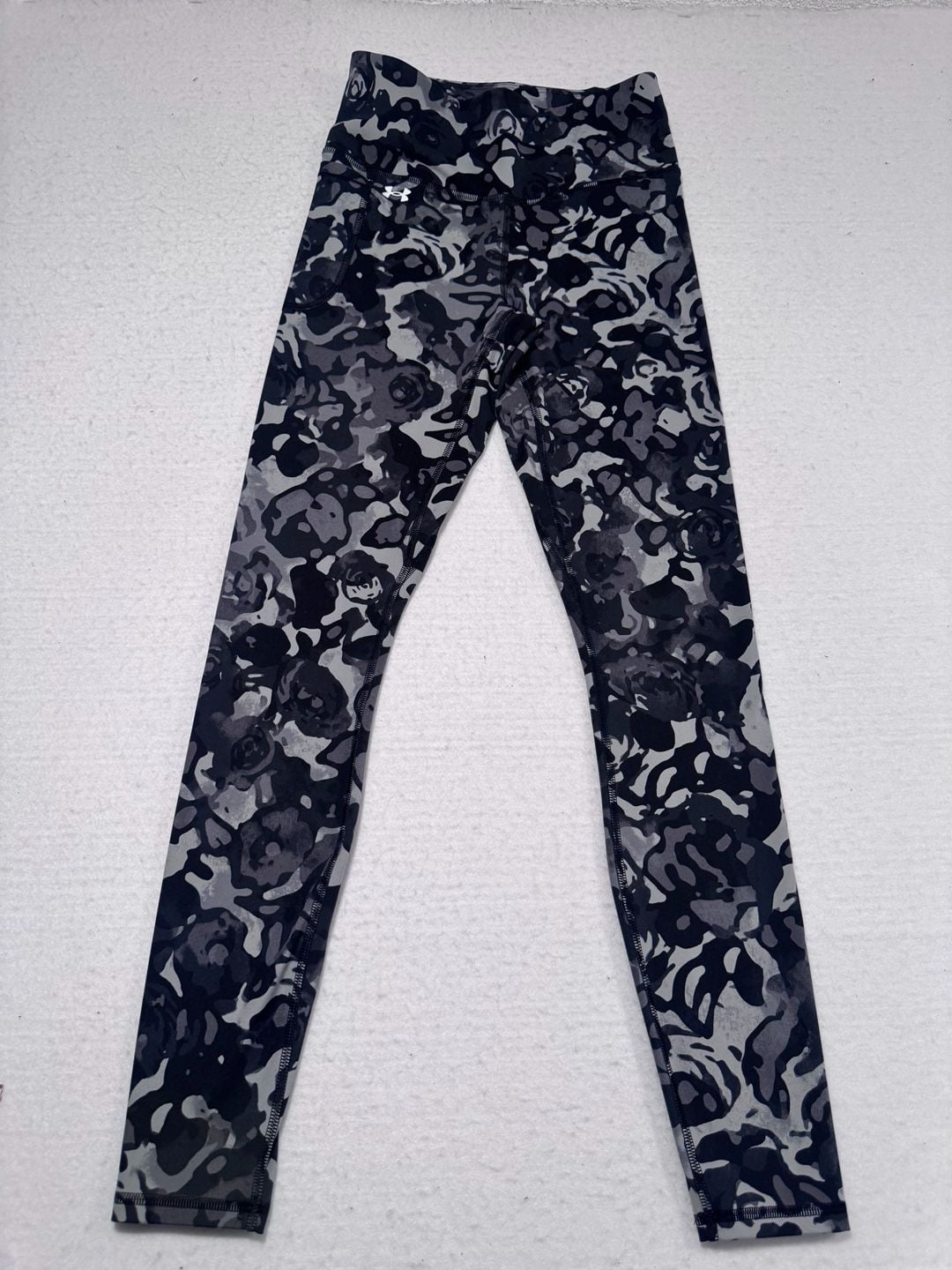 Under Armour Motion Printed Leggings Size M Black Camo 8