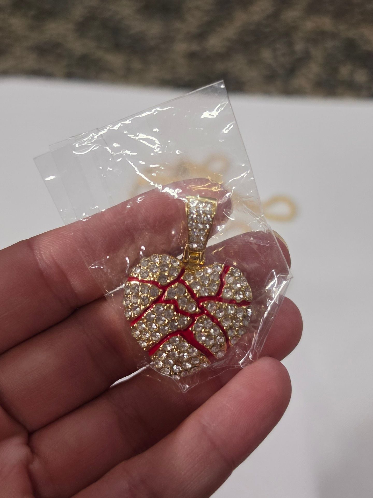 Gold Rhinestone Shattered Heart Pendant Necklace 2