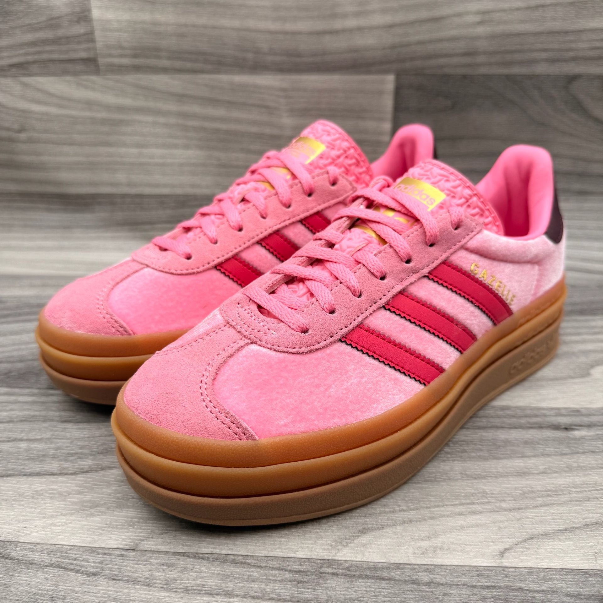 adidas Gazelle Bold Bliss Pink Ruby
Red Gum Womens 6 JR5964 9