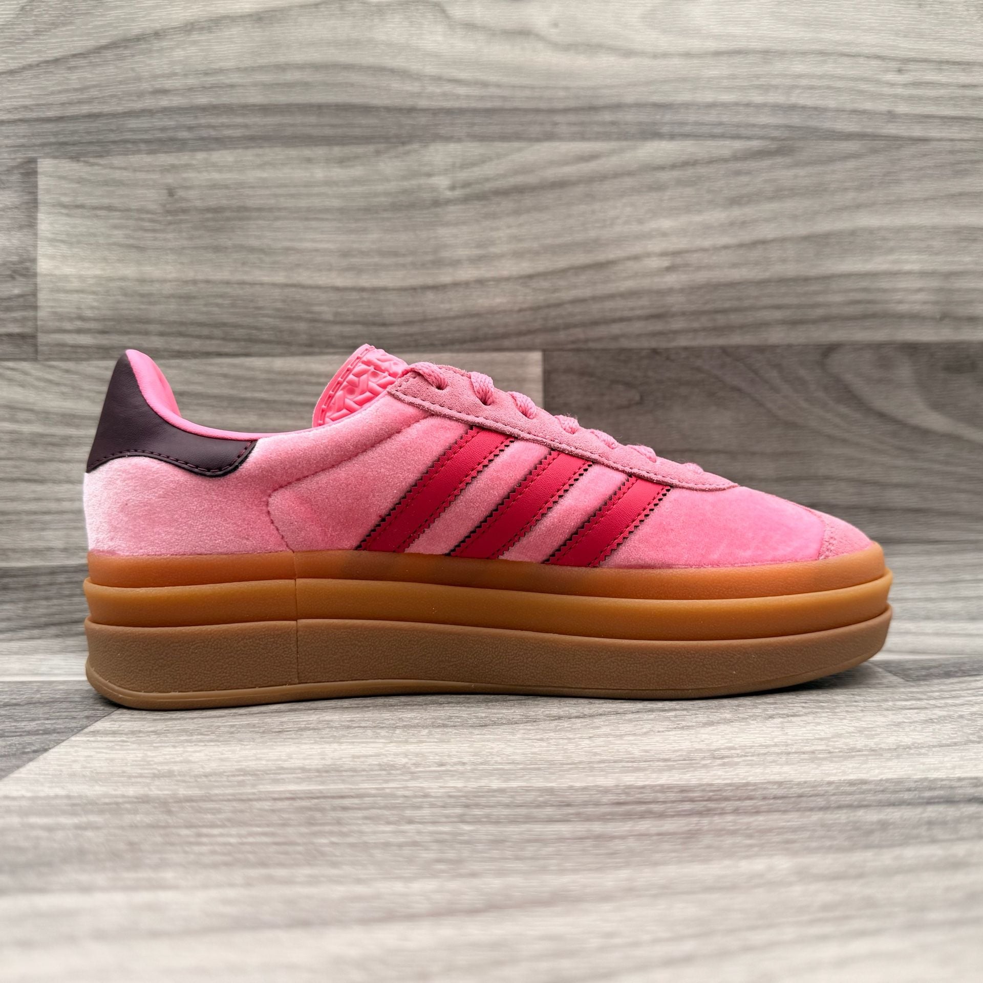 adidas Gazelle Bold Bliss Pink Ruby
Red Gum Womens 6 JR5964 15