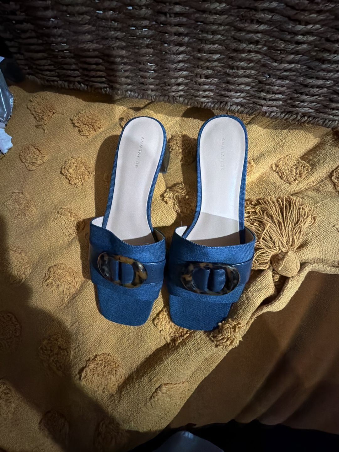 Ann Taylor Mules Size 9M Blue Denim Tortoise Buckle Block Heel Sandals 6