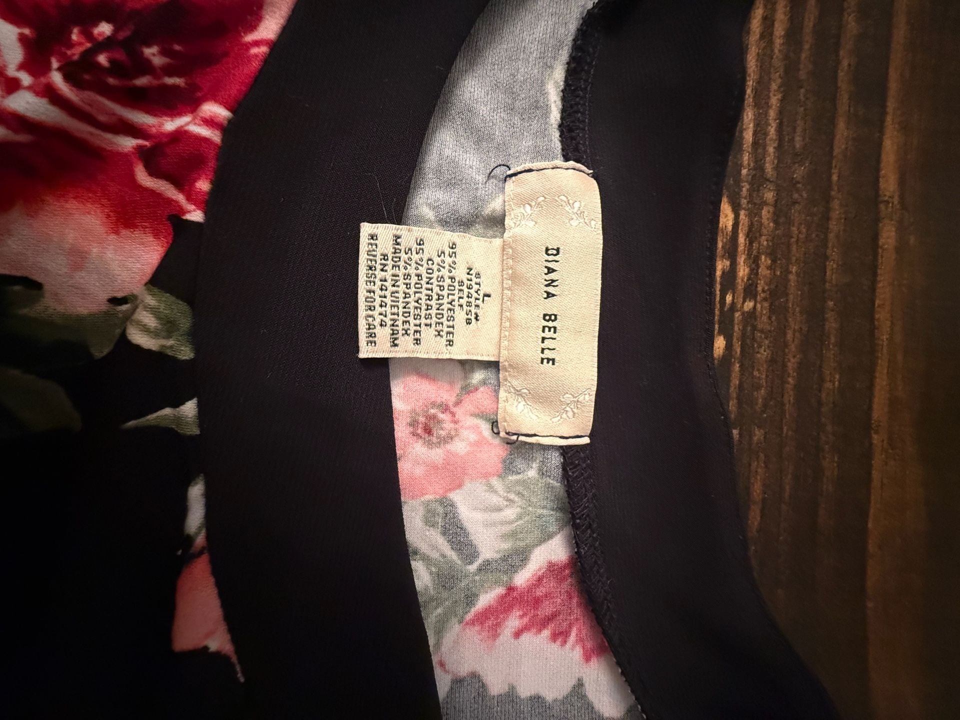 Diana Belle Floral Blouse Size L Black Rhinestone Cold Shoulder 2