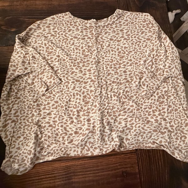 Oversized La Miel Leopard Print Pullover Top Size S Brown Cheetah Animal Top