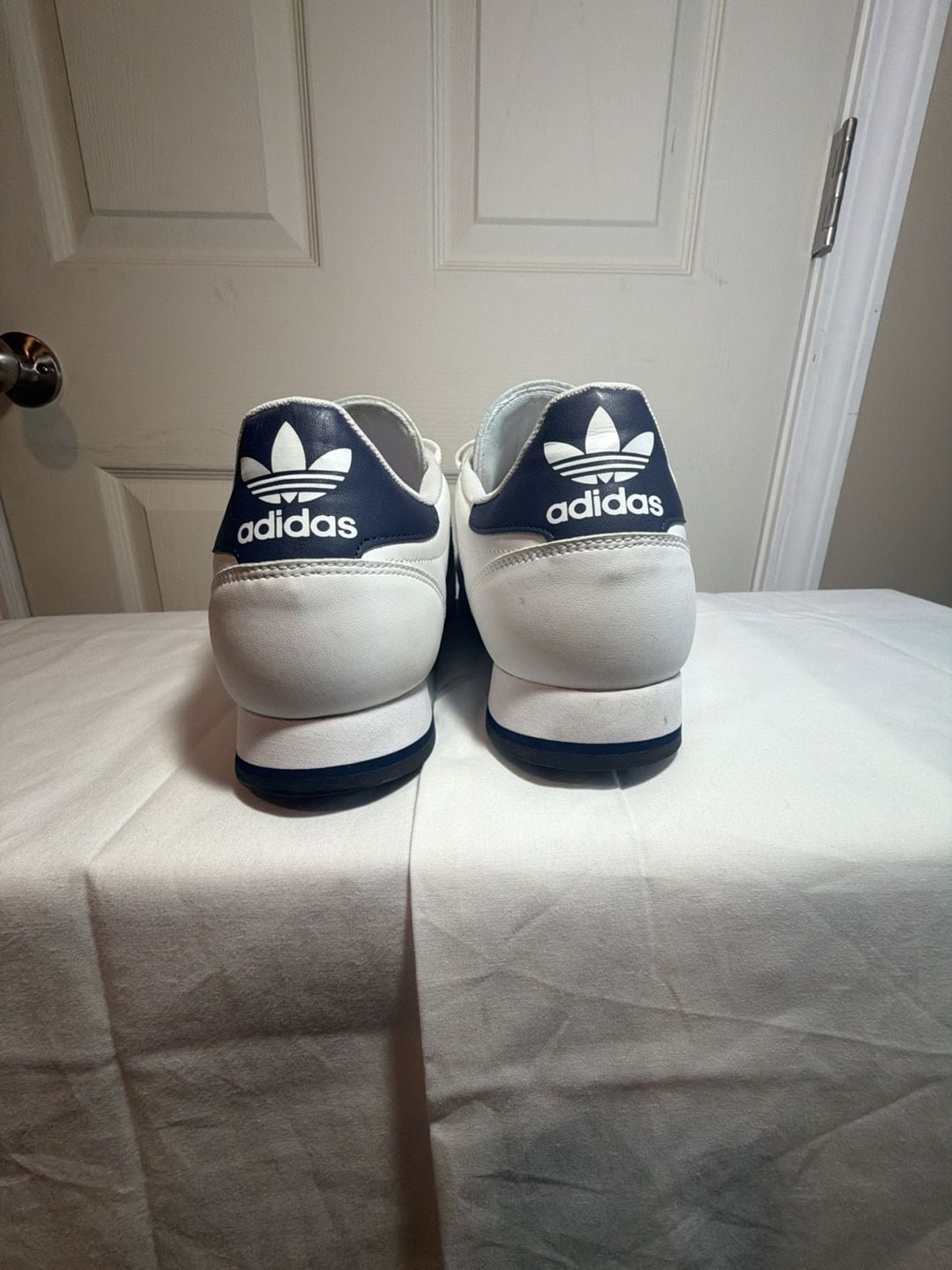 Adidas Orion Sneakers White Navy Blue 3