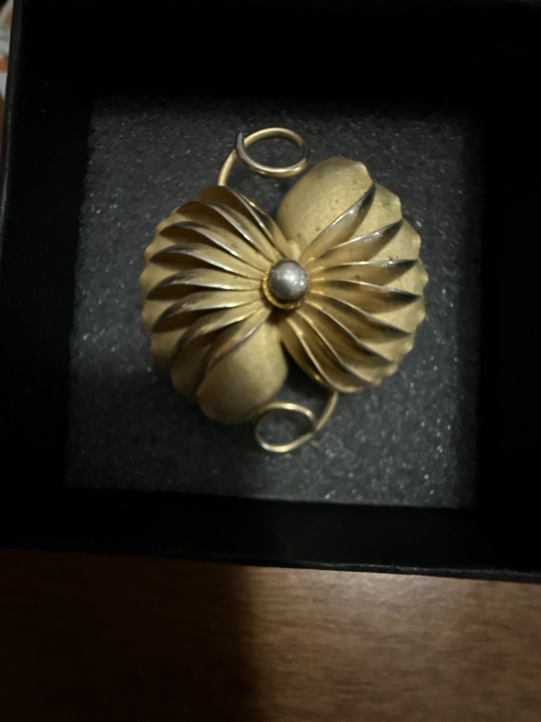 Vintage Abstract Gold Tone Floral Flower Brooch Pin 3