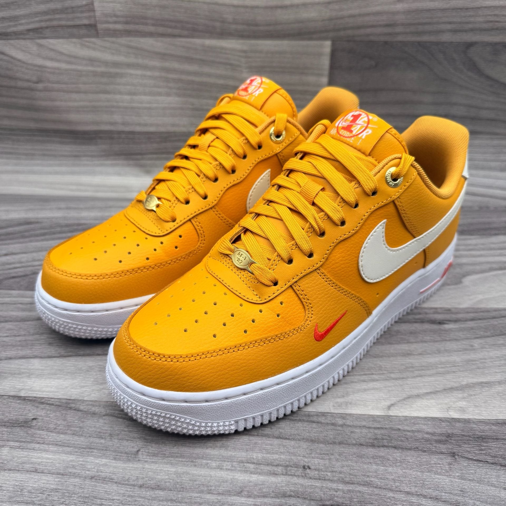 Nike Air Force 1 Low '07 SE 40th Anniversary Yellow... 8