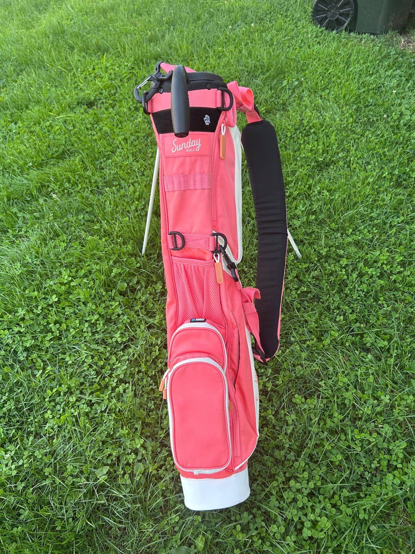 Sunday Golf Loma XL Stand Bag Coral Pink 2