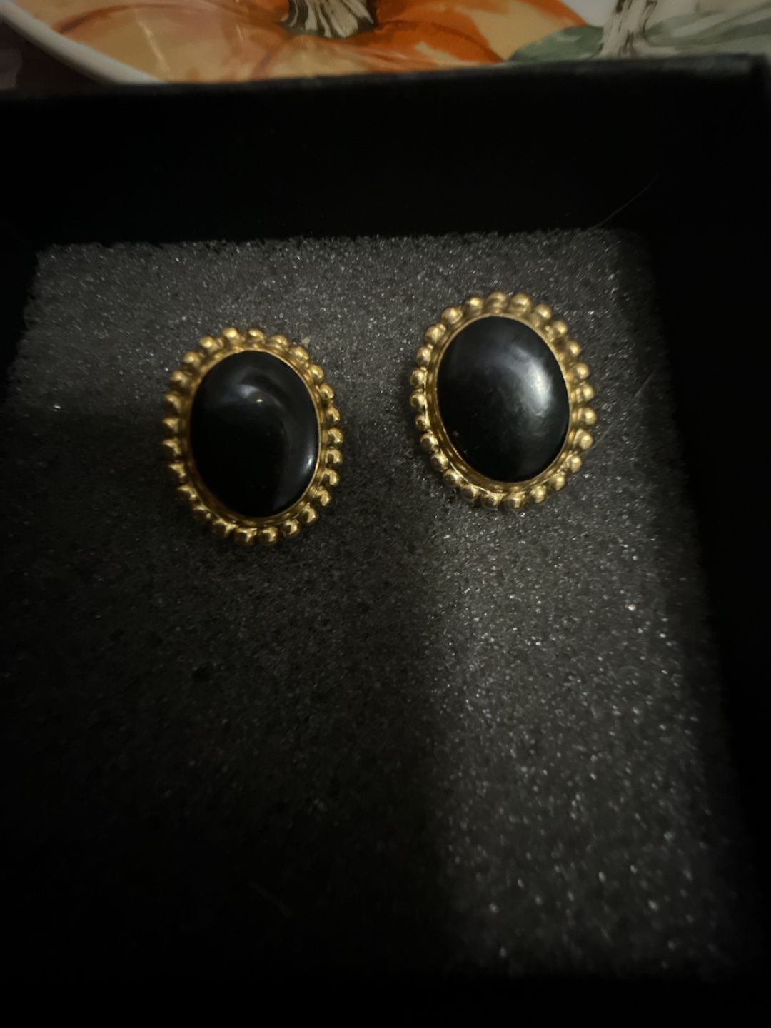Vintage Black And Gold Oval Clip-On Earrings 2