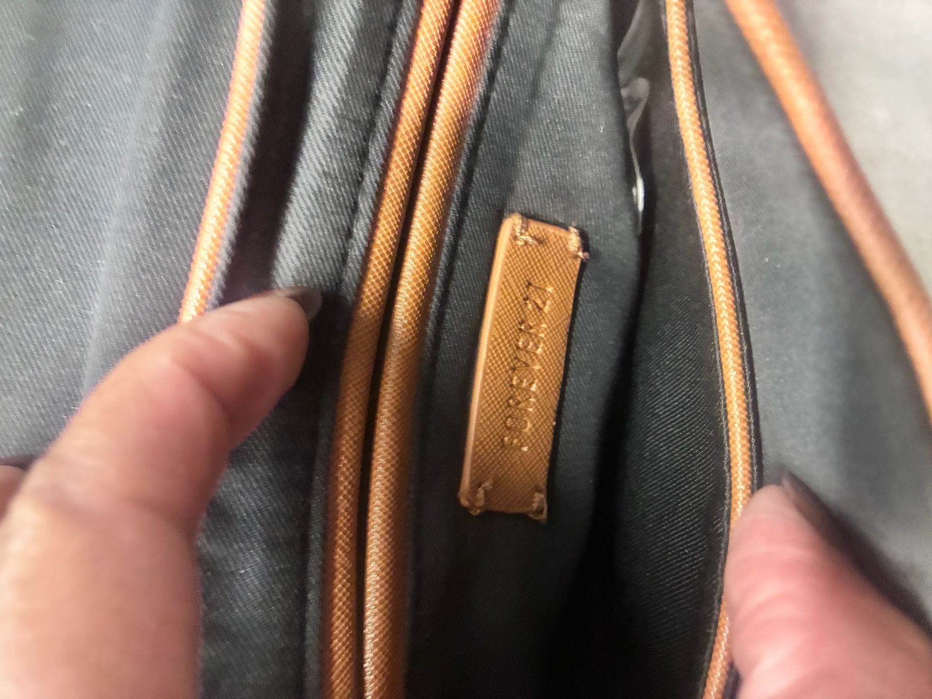 Product thumbnail 4