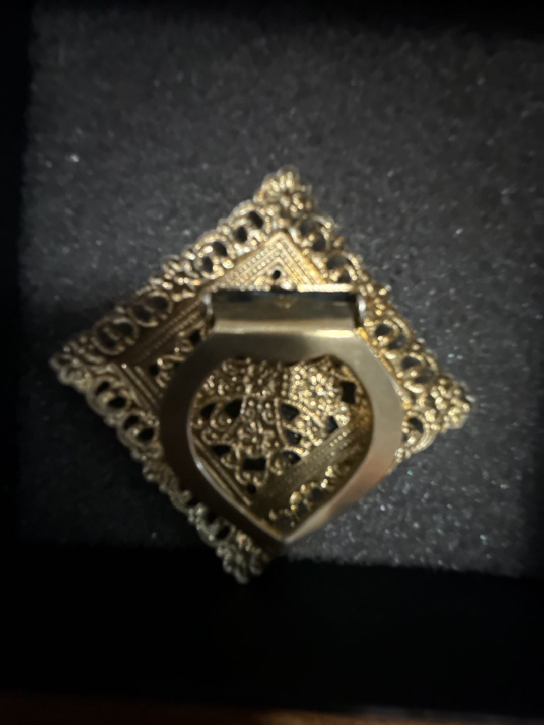Vintage Gold Tone Filigree Square Scarf Clip 3