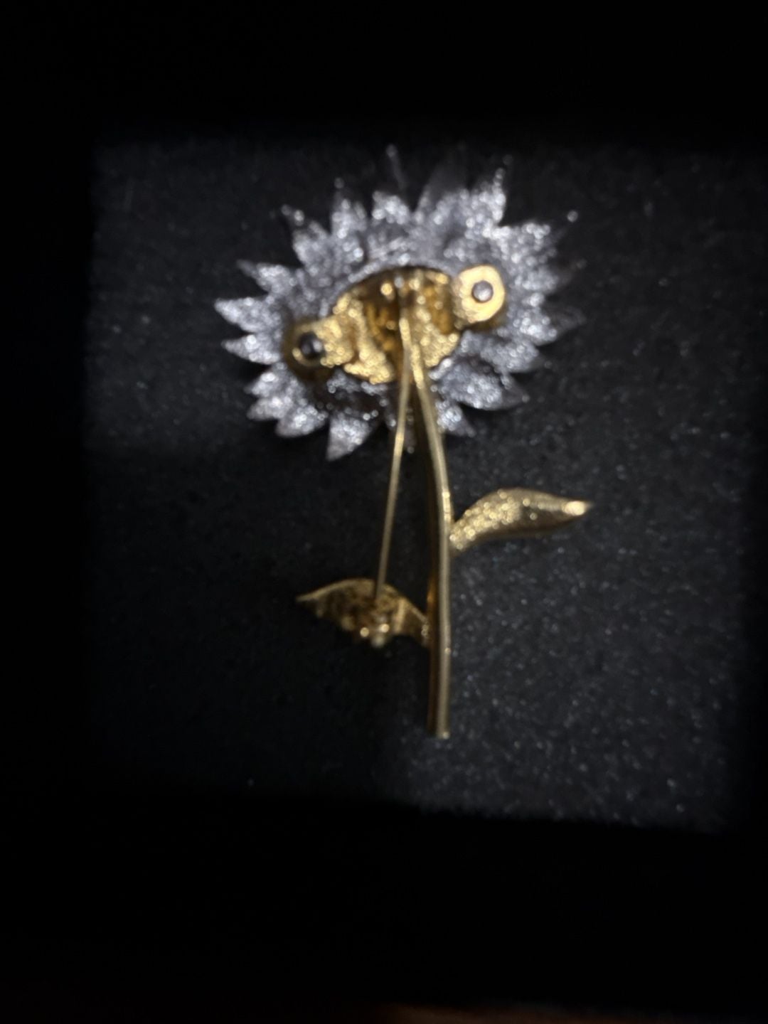 Liz Claiborne Two-Tone Sunflower Brooch Pin 4