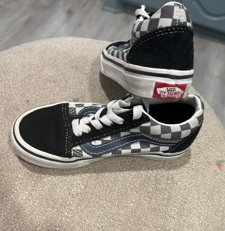 Vans Old Skool Kids Size 12 Black Gray Checkerboard Skate Shoes Sneakers 2