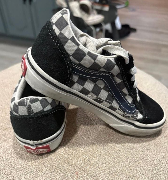 Vans Old Skool Kids Size 12 Black Gray Checkerboard Skate Shoes Sneakers 3