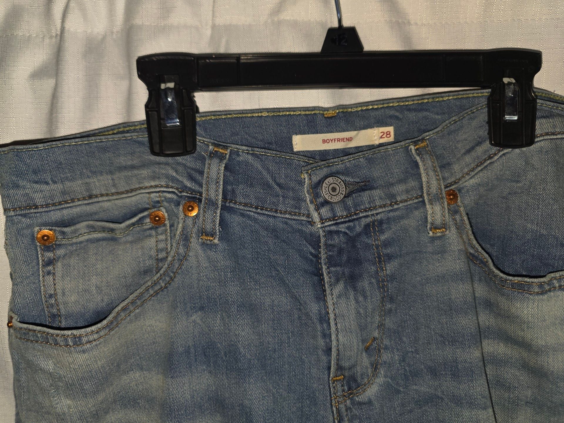Levi's Boyfriend Jeans 28x26 Light Wash Distressed Relaxed 3