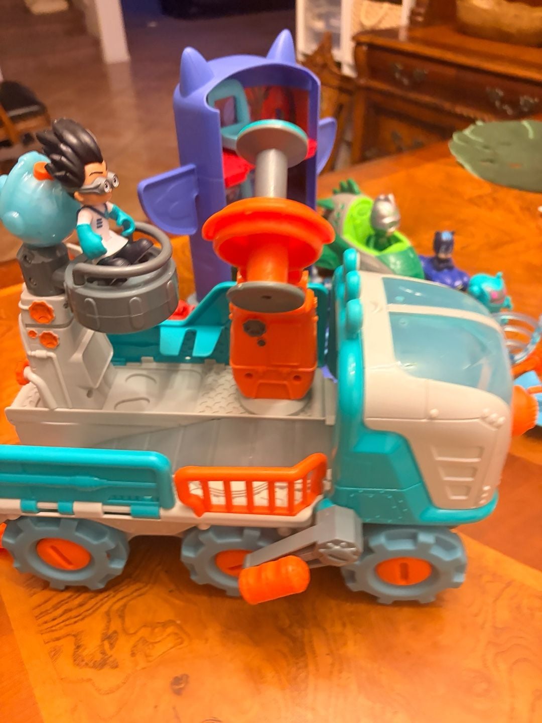 PJ Masks Action Figure and playsets 6
