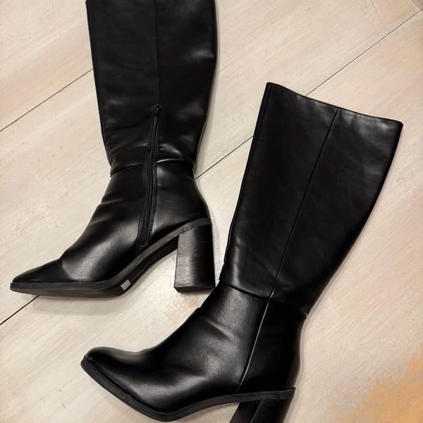 DV by Dolce Vita Flapper Wide Calf Knee High Boot Size 10 Black