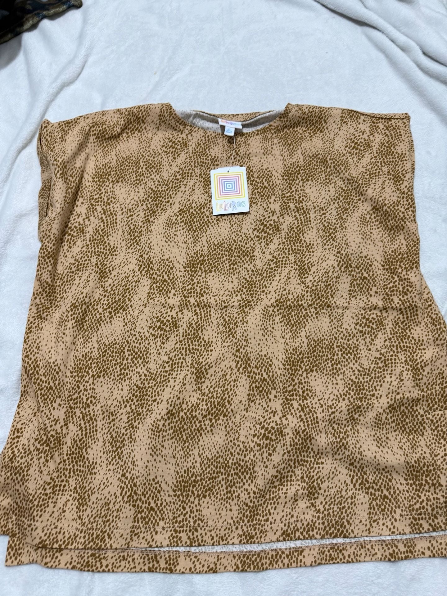 LuLaRoe Leah Tunic Size XL Tan Brown Animal Print Top 2