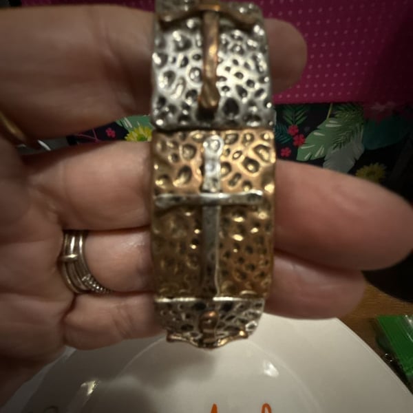 Vintage Tri Tone Stretch Bracelet Crosses Hammered Metal