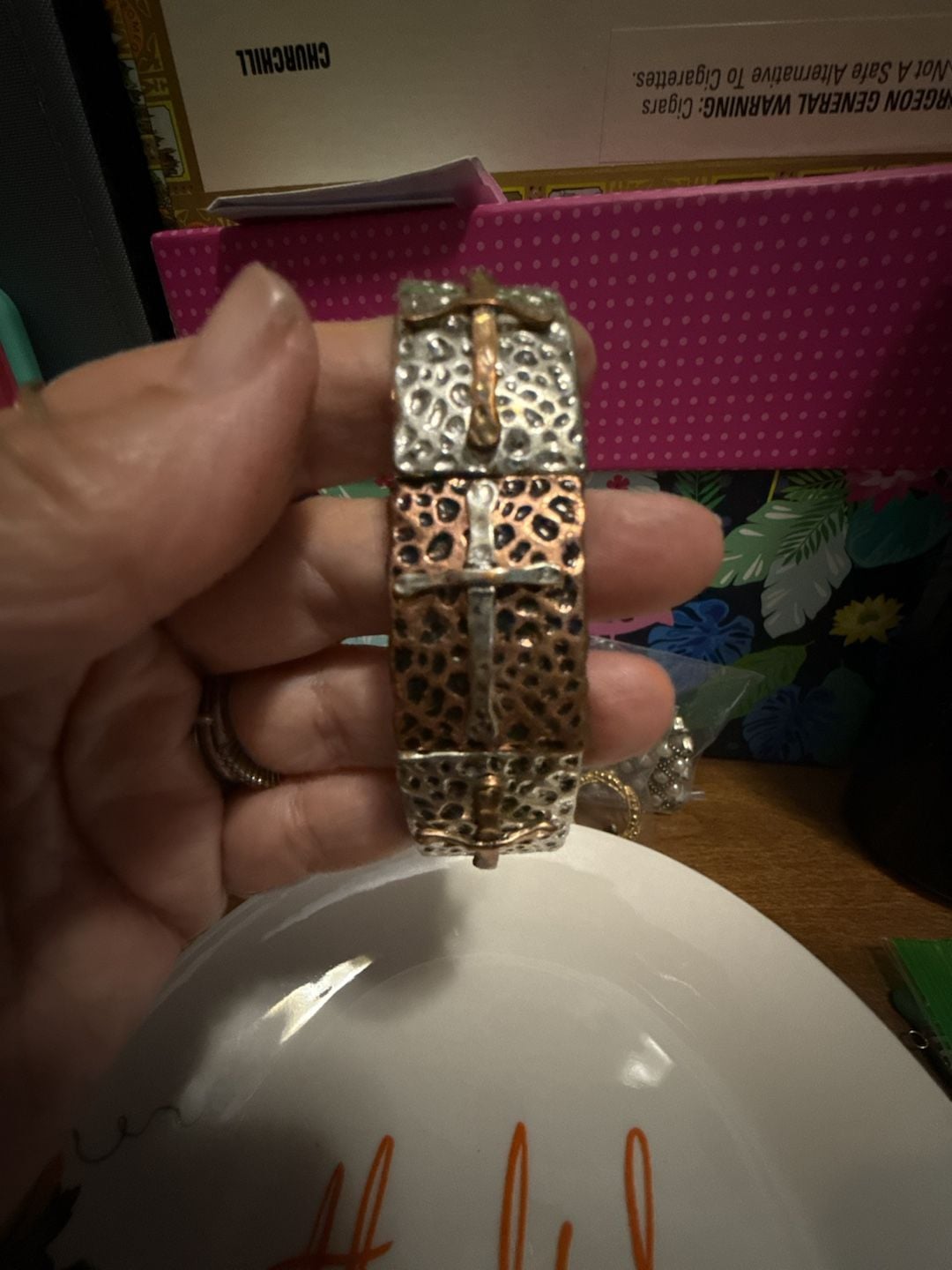 Vintage Tri Tone Stretch Bracelet Crosses Hammered Metal 3