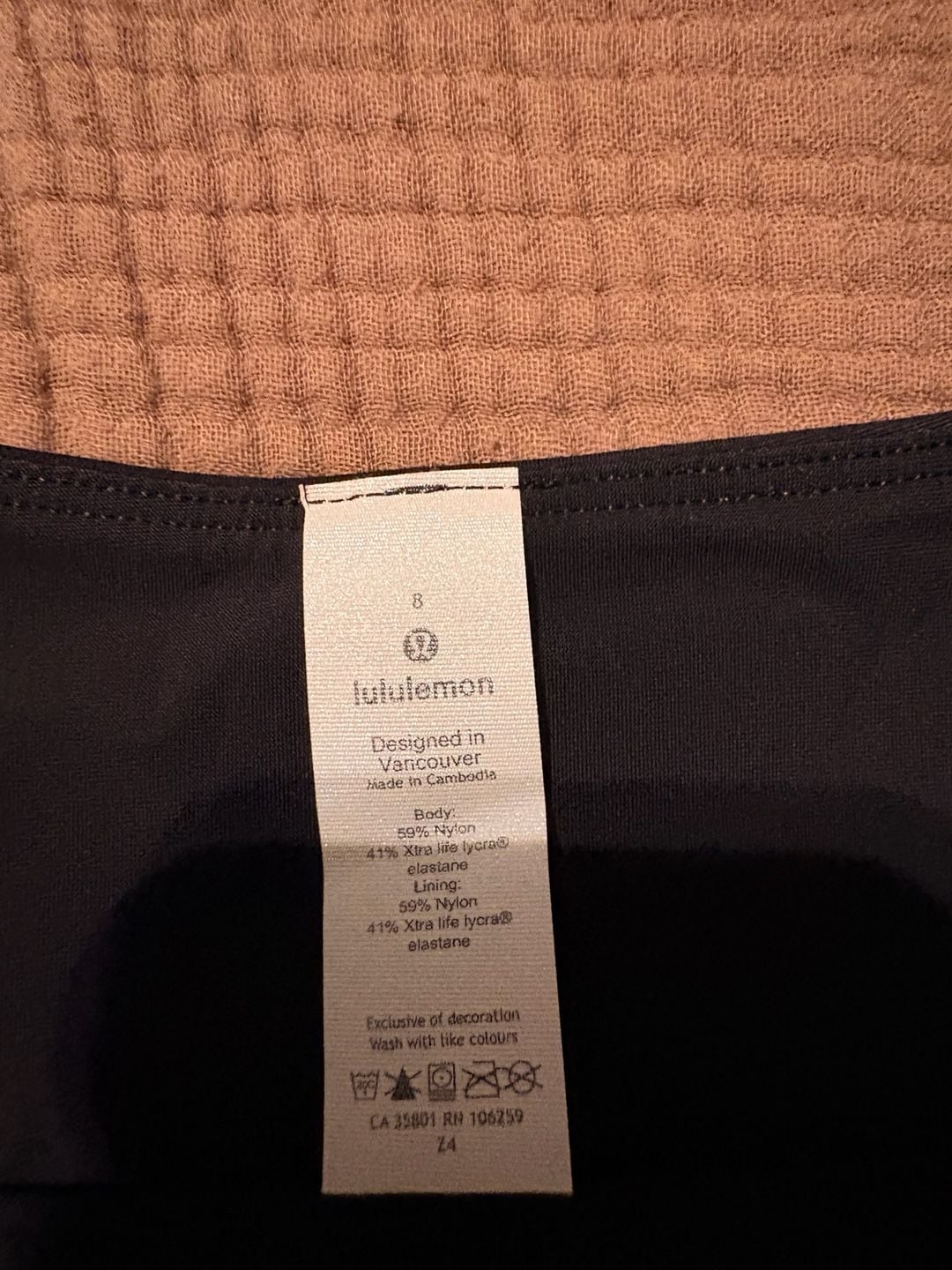 lululemon High Rise Swim Bottom Size 8 Black 4