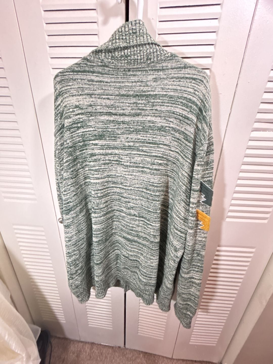 Born Fly Street Wear• Shawl collar neckline,  Polar Bear Sweater Y2K 
 8