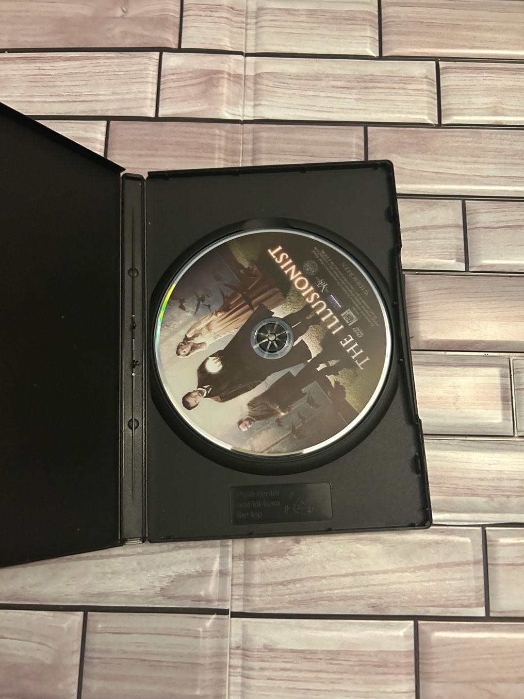 20th Century Fox The Illusionist DVD Widescreen Edition 3
