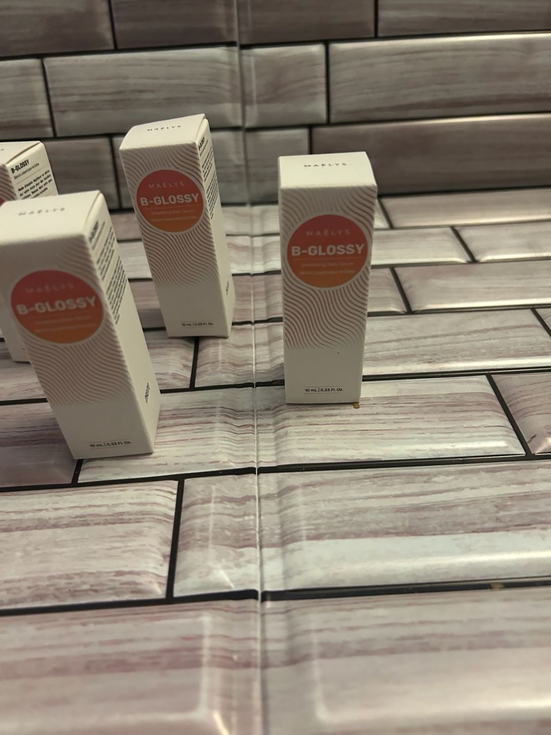 Maelys B-Glossy Smoothing Body Serum Size 10ml Bundle 3
