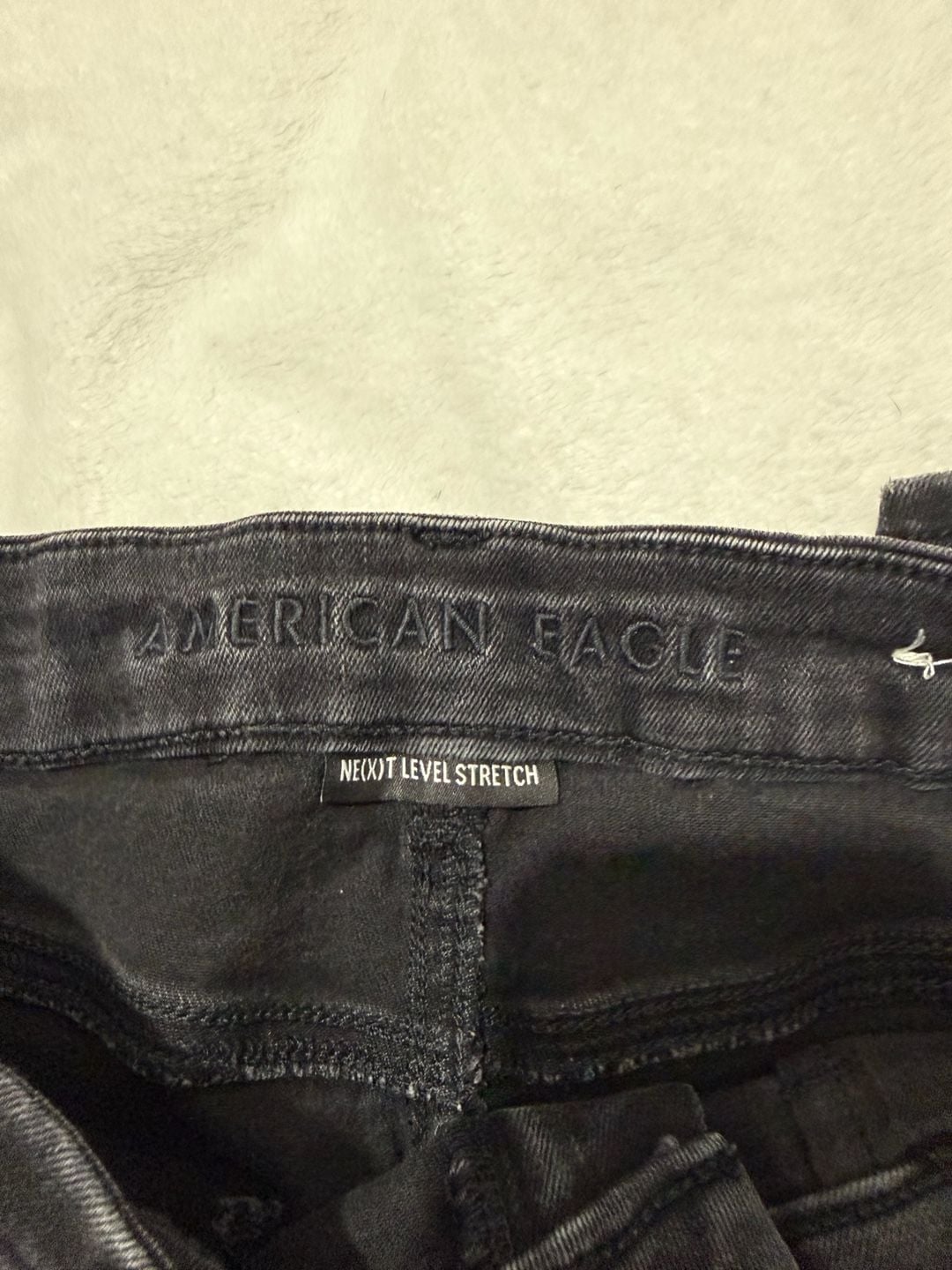 American Eagle Curvy Hi-Rise Jegging Size 8 Short Black Distressed 3