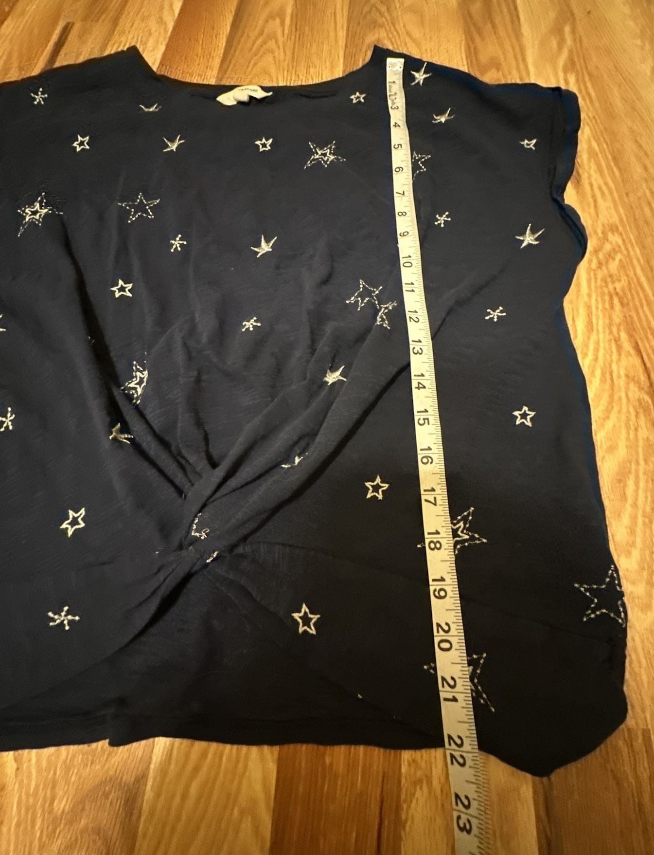 Lucky Brand Star Embroidered Top Size L Navy Blue Short Sleeve Tee 8
