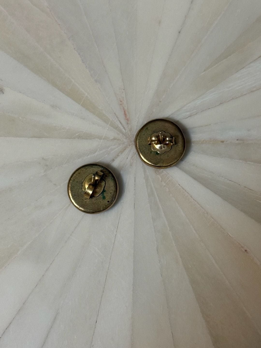 Vintage Reverse Painted Butterfly Wing Snall Dainty Blue Round Stud Earrings In excellent 4