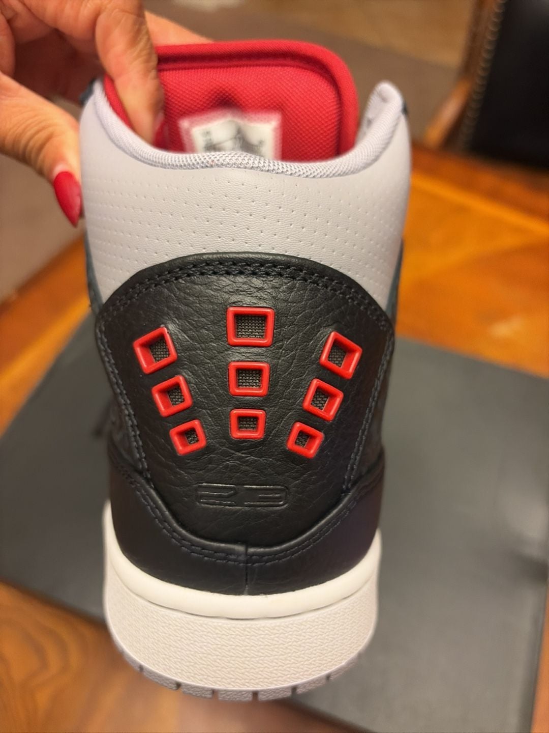 Jordan Jordan 1 Flight Size 10 Black Varsity Red-Cement Grey 4