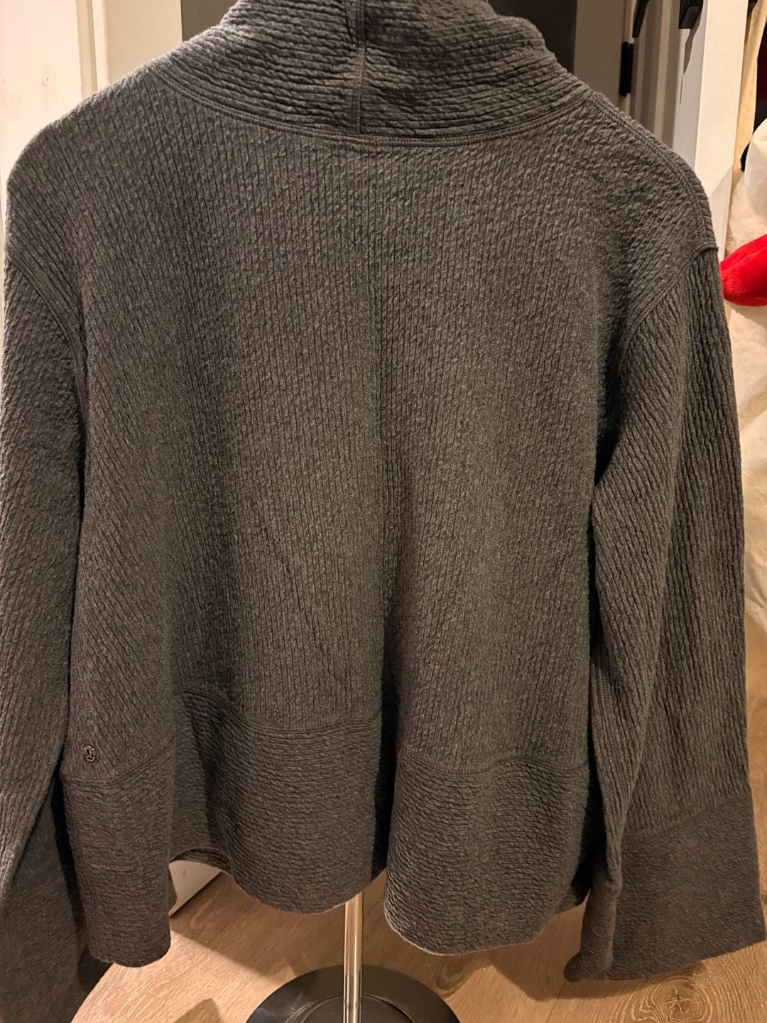 Lululemon Retreat Yourself Pullover Gray 3