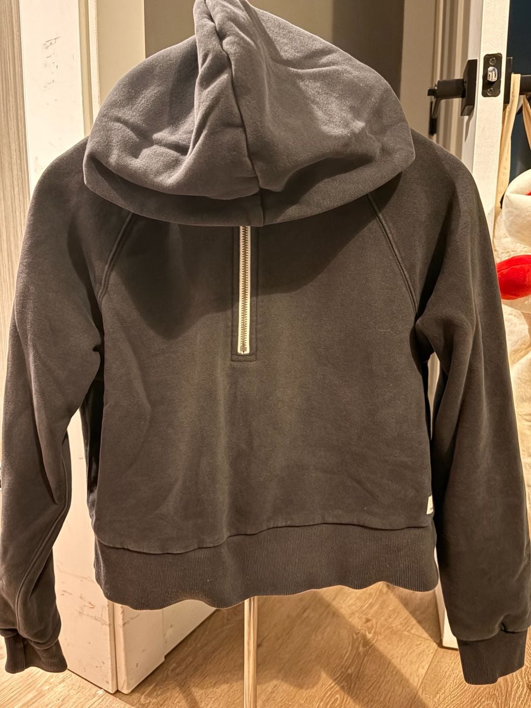 Vuori Restore Half-Zip Cropped Hoodie Size XS Washed Black Organic Cotton 2