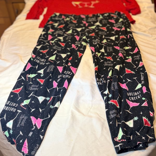Secret Treasures Pajama Set Size 2X/2XG Holiday Drink Cocktail Print