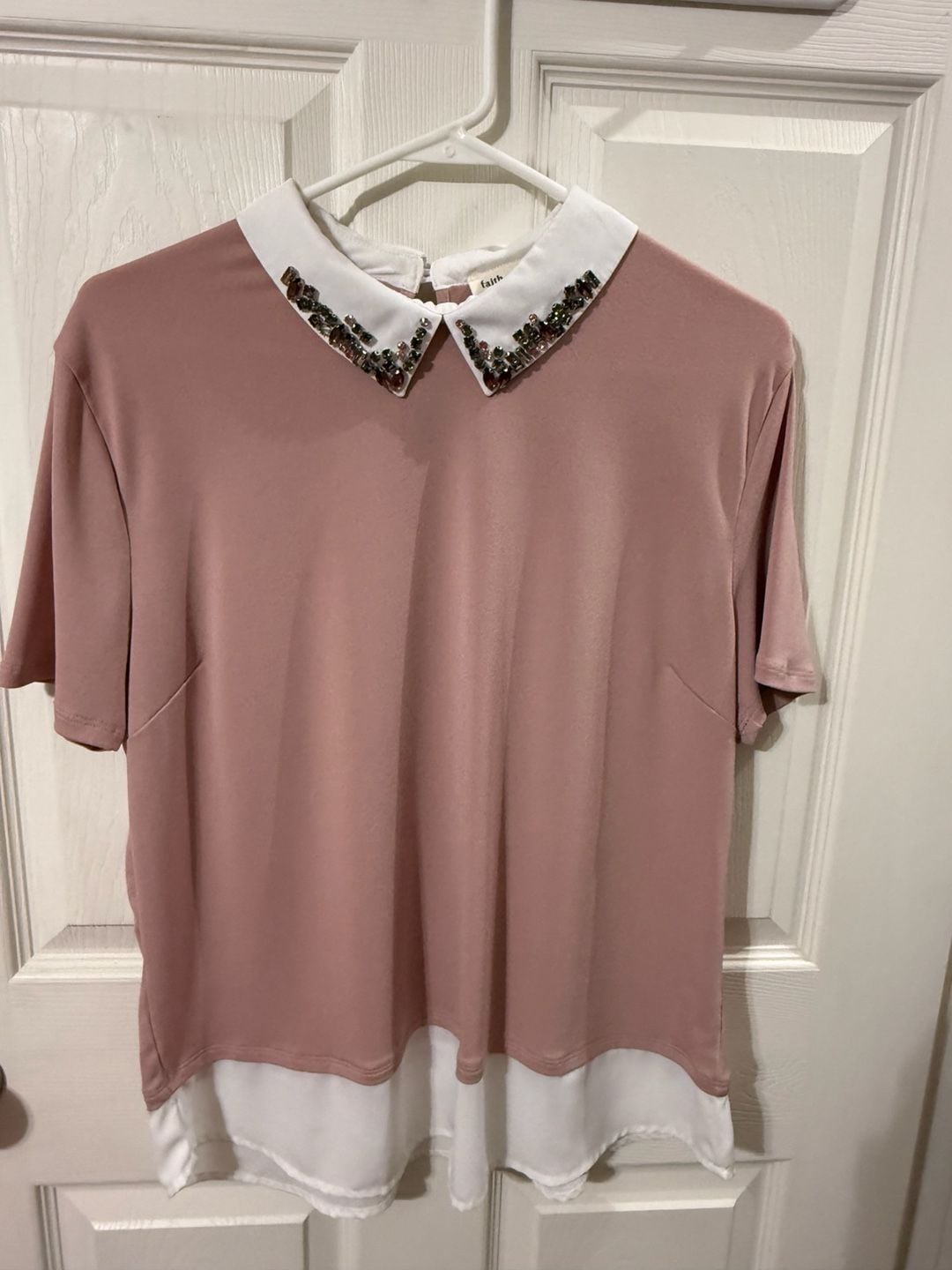 faith and joy Blouse Size L Pink Rhinestone Collar 2