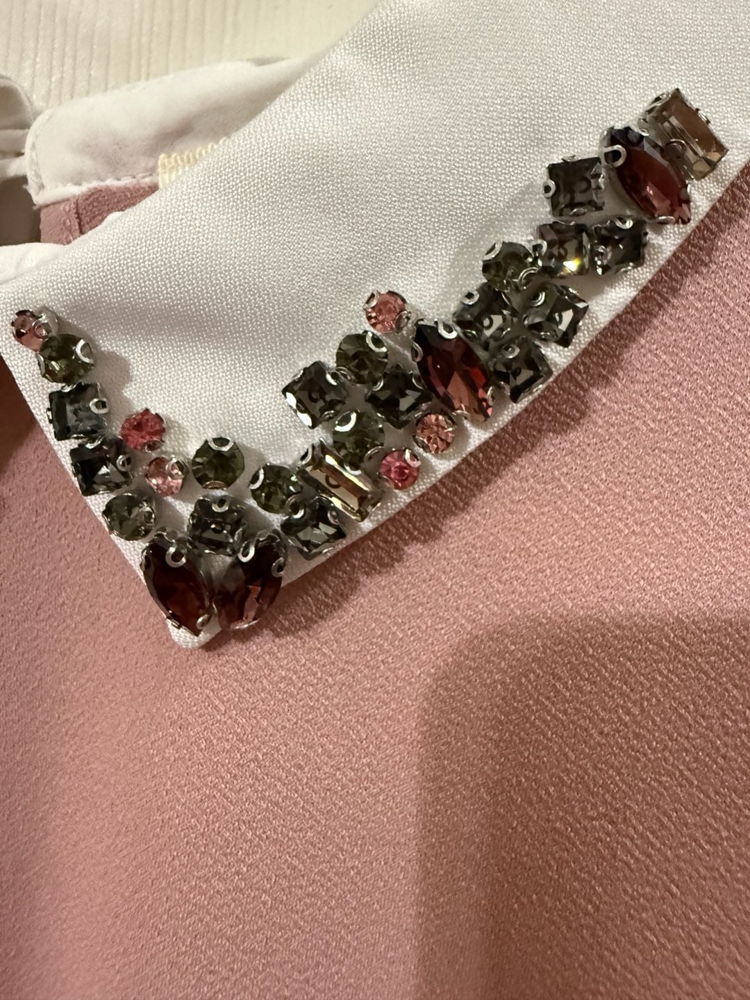 faith and joy Blouse Size L Pink Rhinestone Collar 3