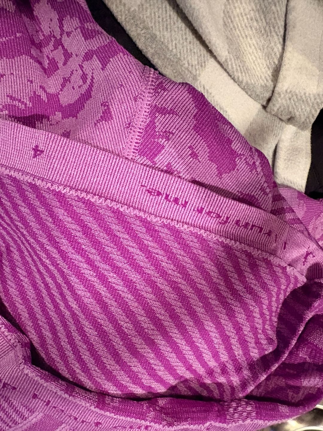 Lululemon Swiftly Tech Long Sleeve Shirt Size 4 Purple 5