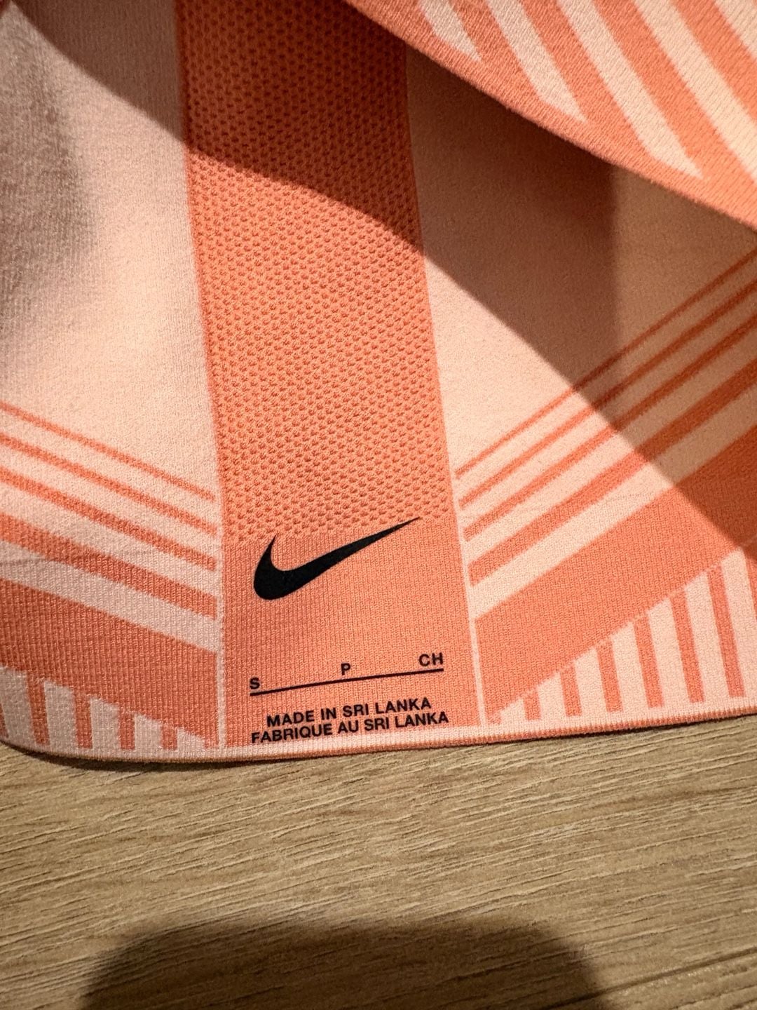 Nike FE/NOM Flyknit Sports Bra Size S Peach Orange High Support 4