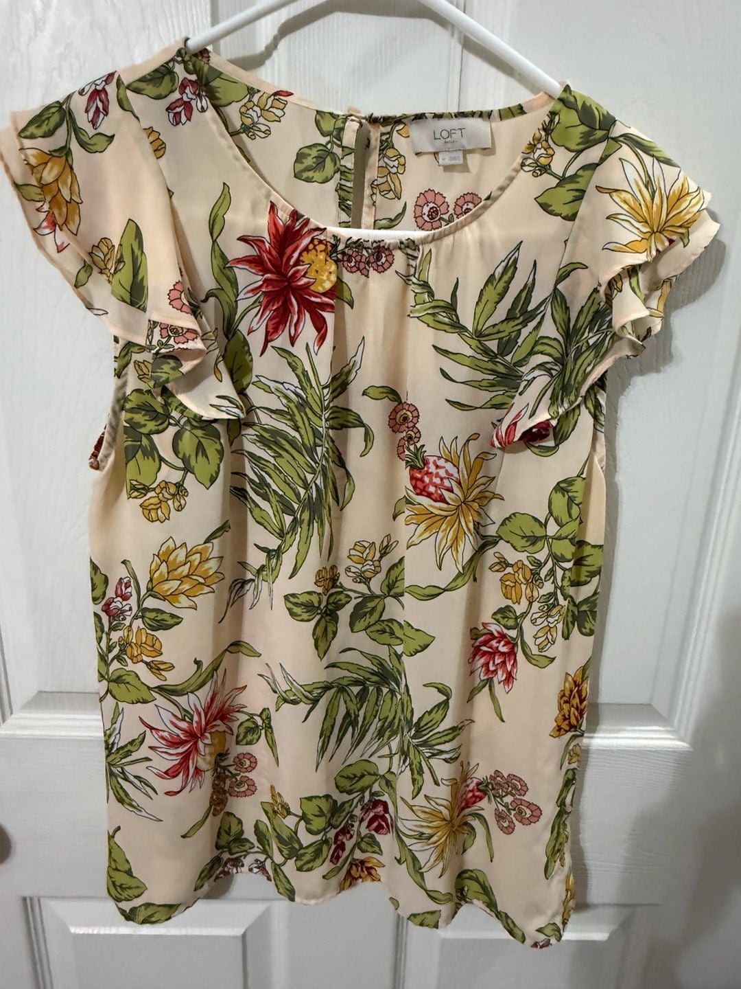 LOFT Outlet Blouse Size M Floral Print Ruffle Sleeve Beige 2