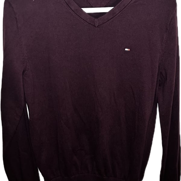 Tommy Hilfiger V-Neck Sweater Size M Burgundy Cotton