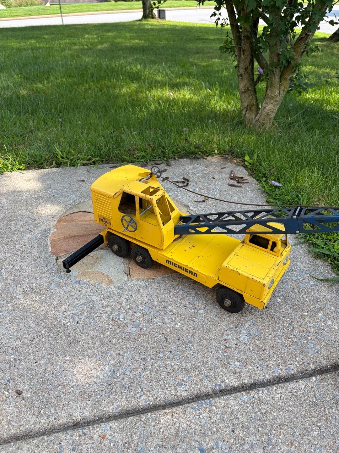 Nylint Michigan Model T-24 Crane Truck Vintage Toy 6