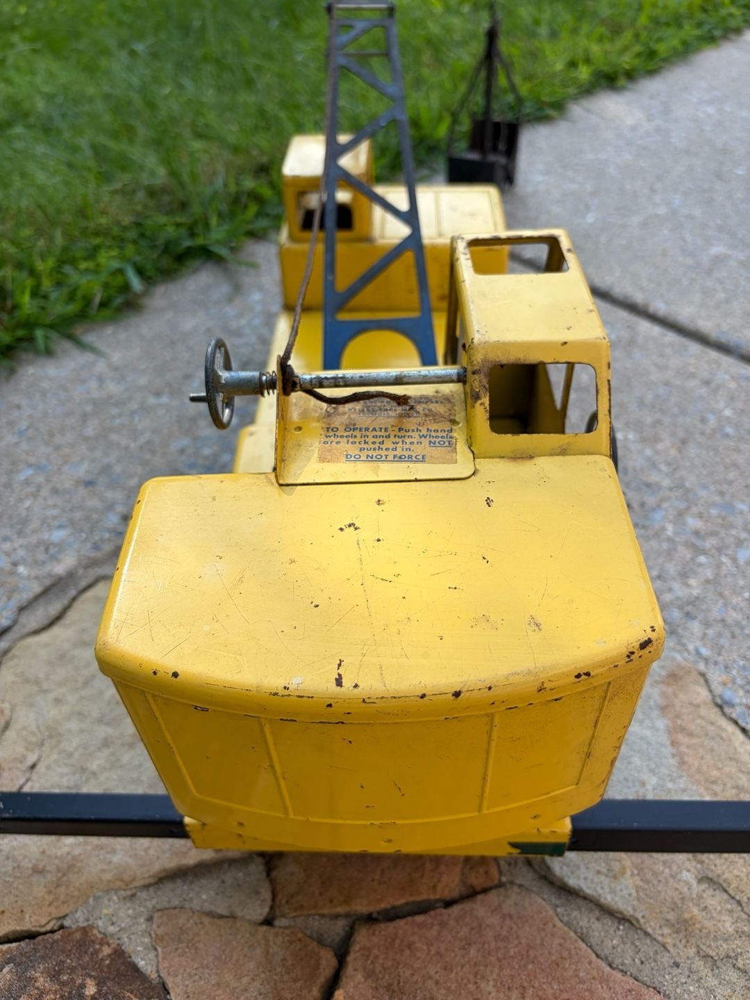 Nylint Michigan Model T-24 Crane Truck Vintage Toy 14